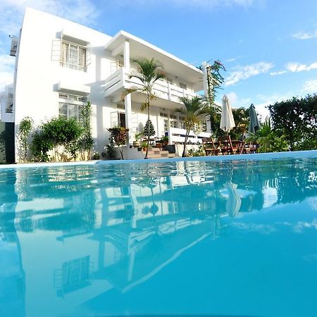 Villa Osumare Guest House Flic en Flac Exterior photo